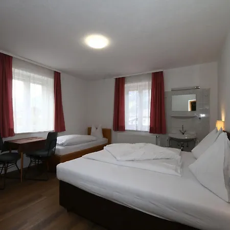 Holiday home Chalet In Fuegen Near Spieljochbahn, Cleaning Included