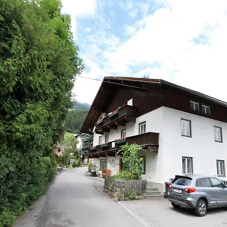Holiday home Chalet In Fuegen Near Spieljochbahn, Cleaning Included